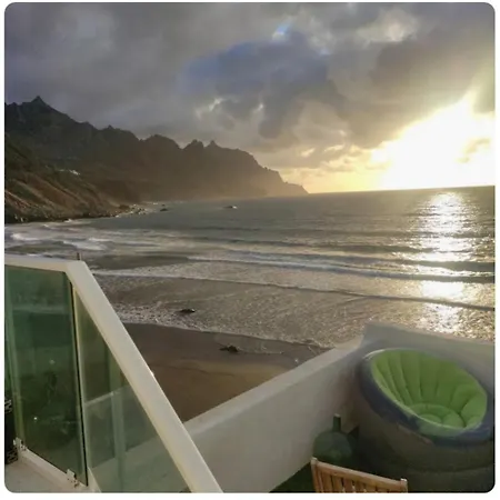 Ocean Front La Maresia 2 Taganana