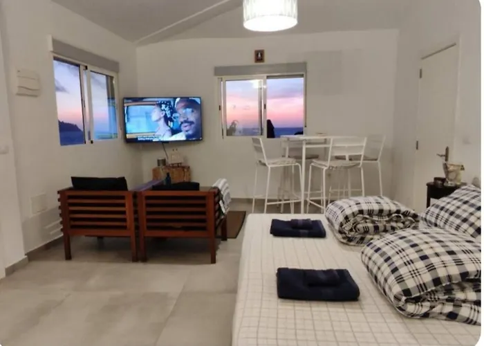 Ocean Front La Maresia 2 아파트 타가나나